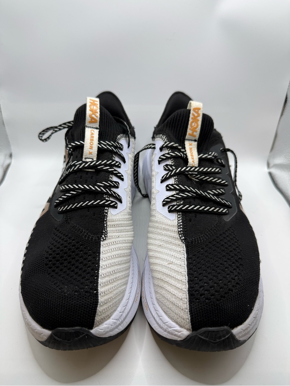 HOKA Carbon X 3 Mens 9.5 D Black White Gold Carbon Plate Running Shoes 1123193